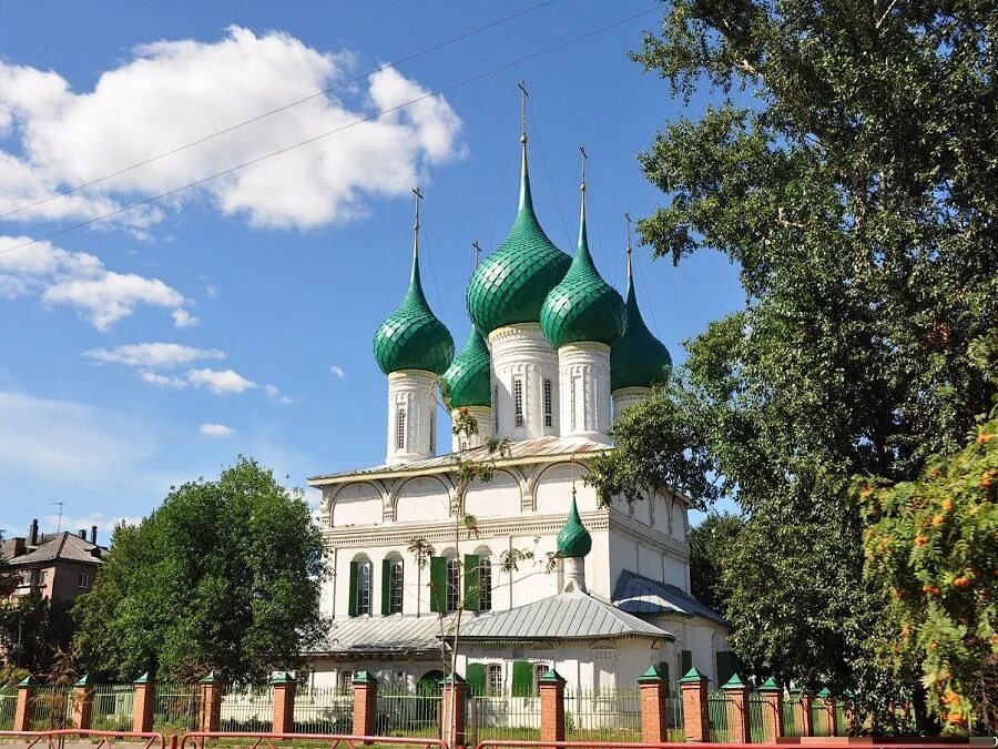 Федоровский собор в ярославле. Собор феодоровской иконы божией матери ярославль. Ярославль церковь божией матери федоровская. Ярославль церковь федоровской иконы божией матери. Федоровский храм ярославль.