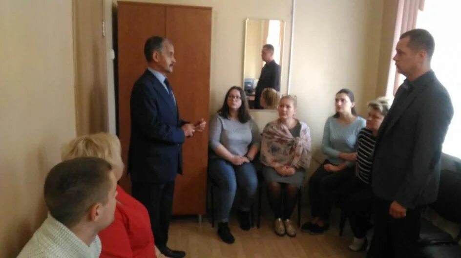 Амбулатория медвежьи озера. Поликлиника в новом городке медвежьи озера. Поликлиника медвежьи озера. Новая школа медвежьи озера новый городок фото. Поликлиника озерск асдок.