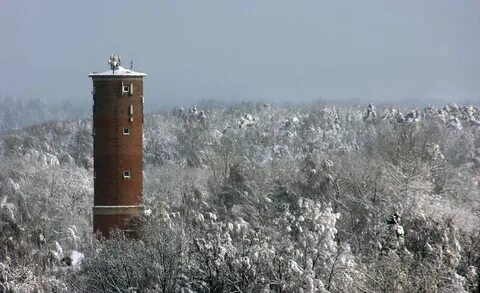 Водонапорная башня зимой