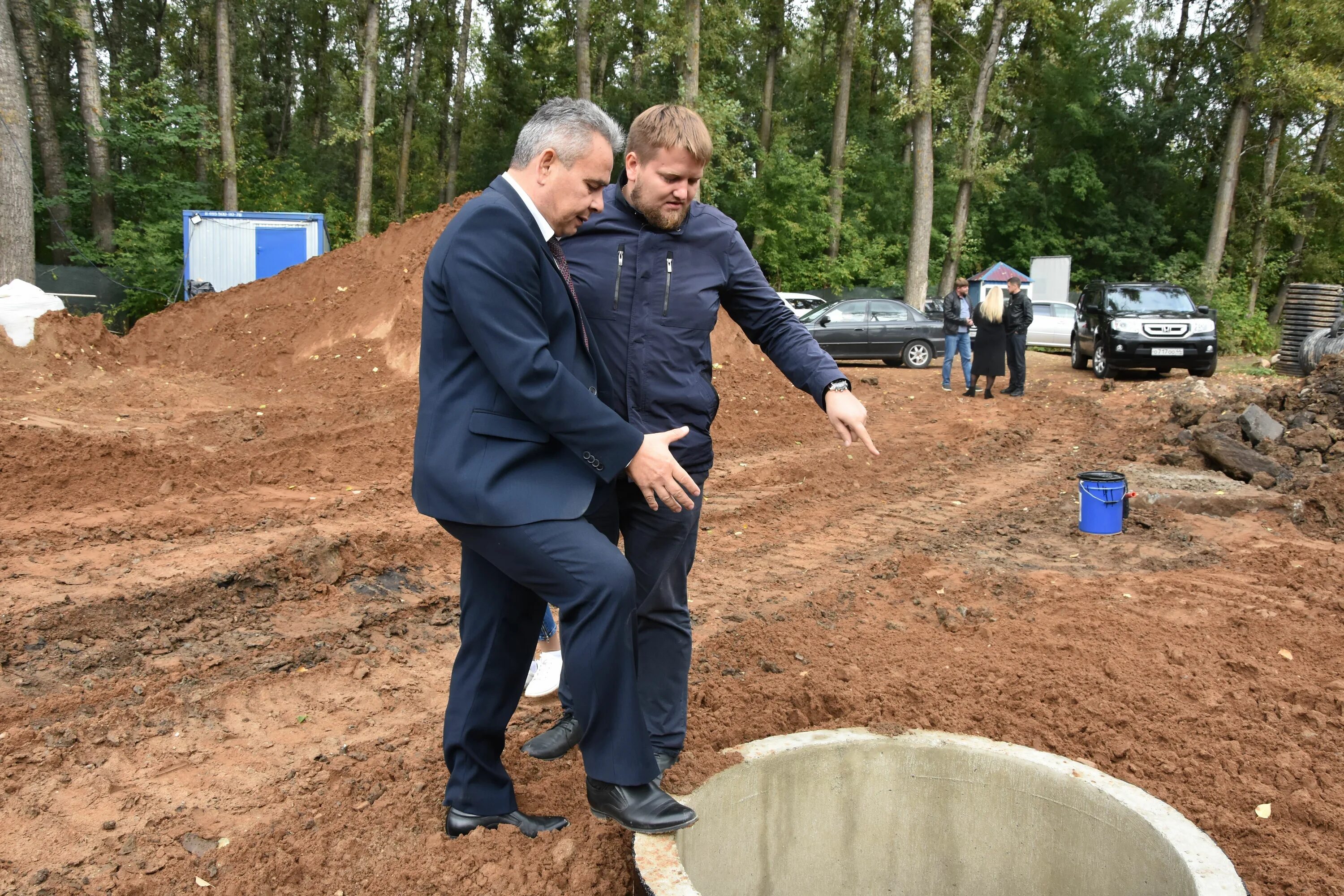 Вода в костроме сегодня. Строительство очистных сооружений. Кострома экология. Аварии на очистных сооружениях. Очистные сооружения в Успенске.