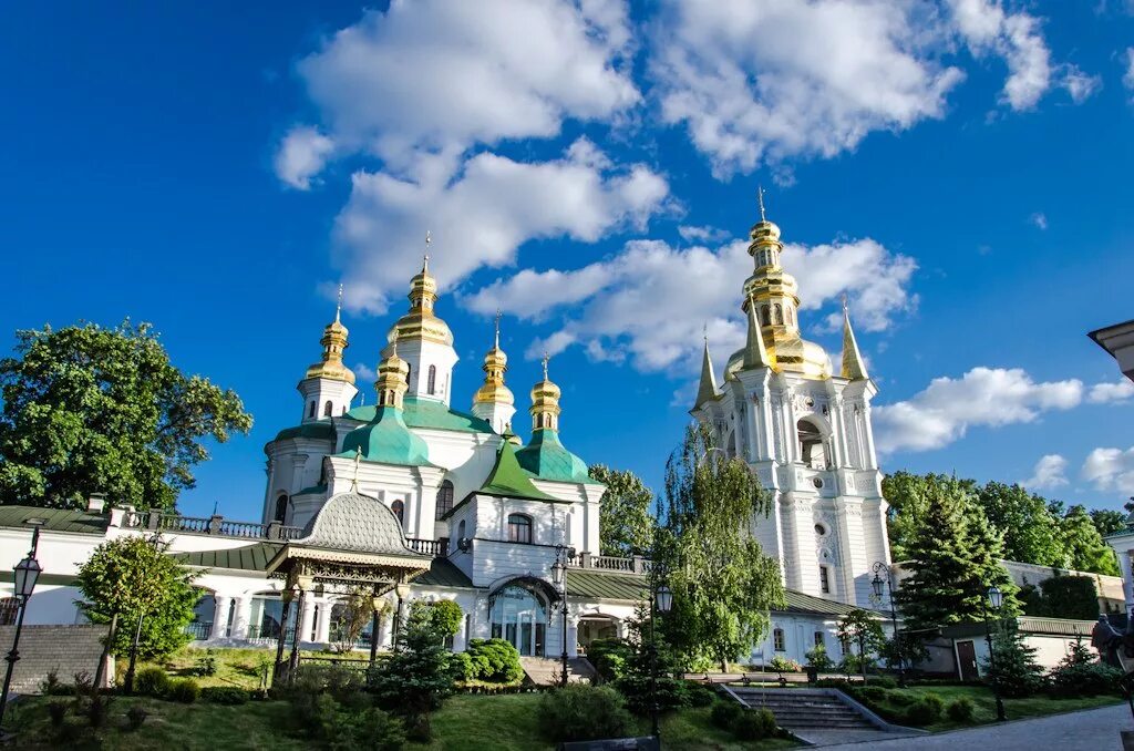 Киево-Печерская Лавра Киев. Киево Печерский монастырь в Киеве. Успенская Киево-Печерская Лавра. Свято-Успенская Киево-Печерская Лавра, Украина, Киев.