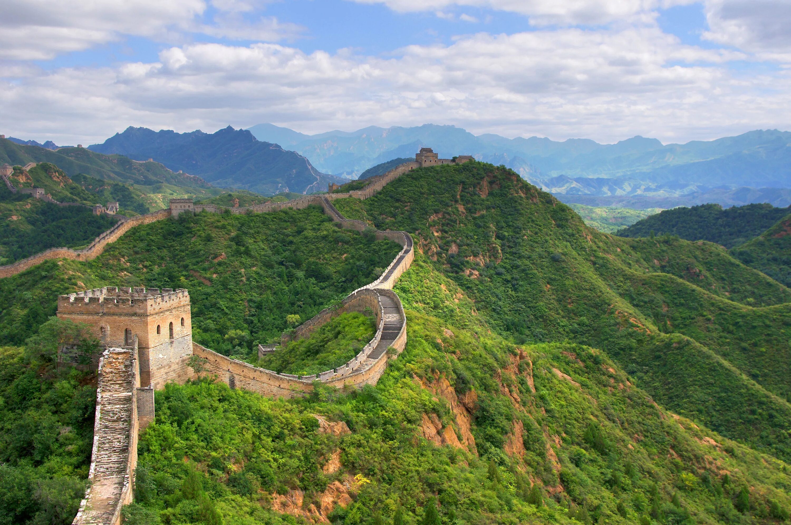 Мутяньюй Великая китайская. Мутяньюй Великая китайская стена. Пекин Великая китайская стена Бадалин. Участок Мутяньюй (Mutianyu) Великой китайской стены.