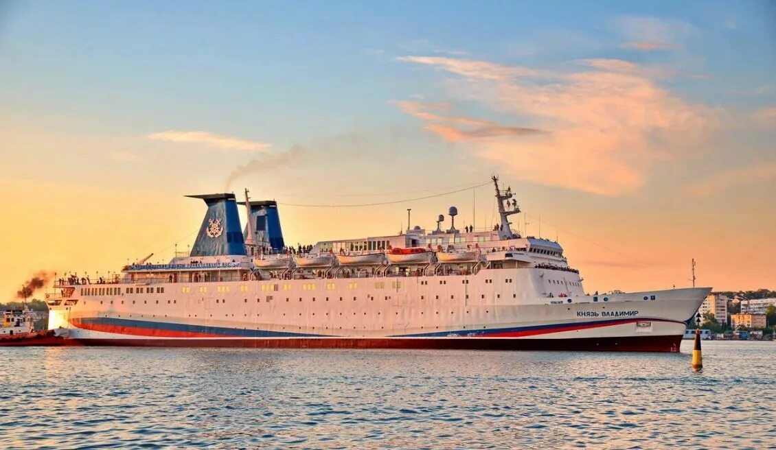 Круиз по черному морю 2024. Круизный лайнер astoria grande. Круизный корабль астория гранд. Астория гранде круизный лайнер. Круизный лайнер astoria grande.