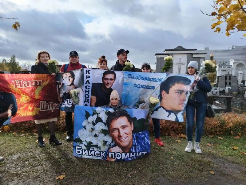 выборы в турции. концерт шатунова 17. шатунов концерт 2020. юрий шатунов 2019 концерт. юрий шатунов 2018 концерт.