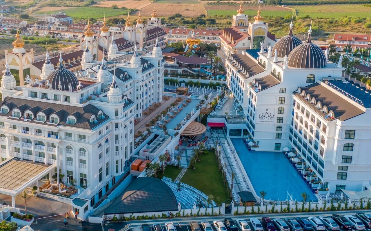 Side royal hotels 5. Сиде Роял стайл отель Турция. Отель Сиде Роял Палас. Side Royal Palace Hotel Spa 5. Сиде рояль Палас отель Турция.