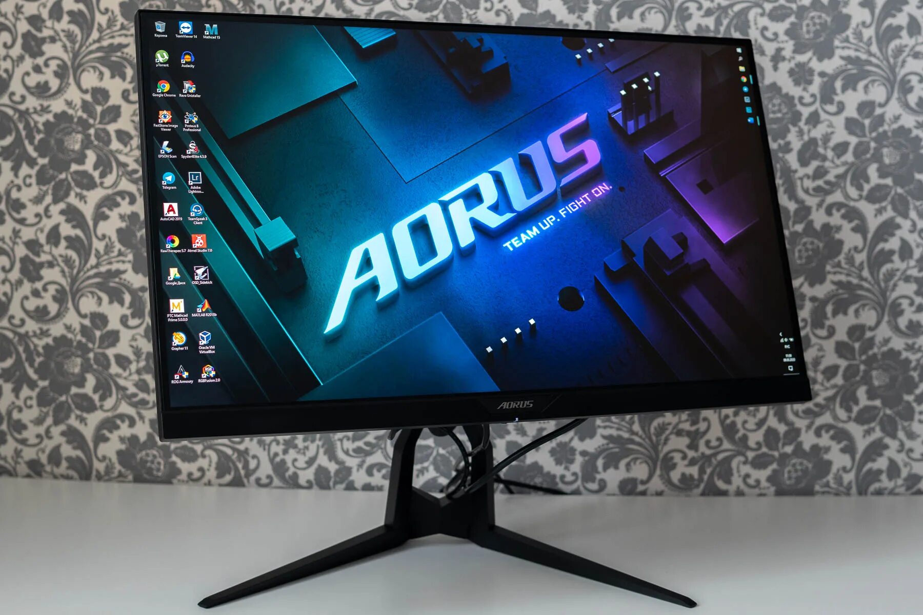 Q27b2s2. Gigabyte AORUS fi27q. AORUS f127q монитор. Монитор Gigabyte AORUS fi27q-p. Gigabyte AORUS fi27qp-Ek 27.