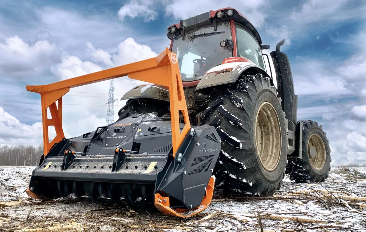 Работа вахта мульчер. Трактор valtra t234. мульчер valtra. мульчер tmc cancela. мульчер tfk tmc cancela.