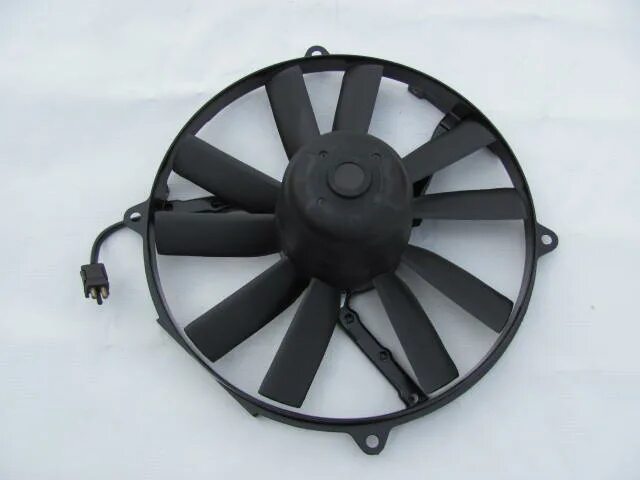 вентилятор охлаждения радиатора мерседес 124 1988. вентилятор кондиционера мерседес 124. вентилятор 124. вентилятор кондиционера мерседес спринтер. вентилятор охлаждения мерседес w220.