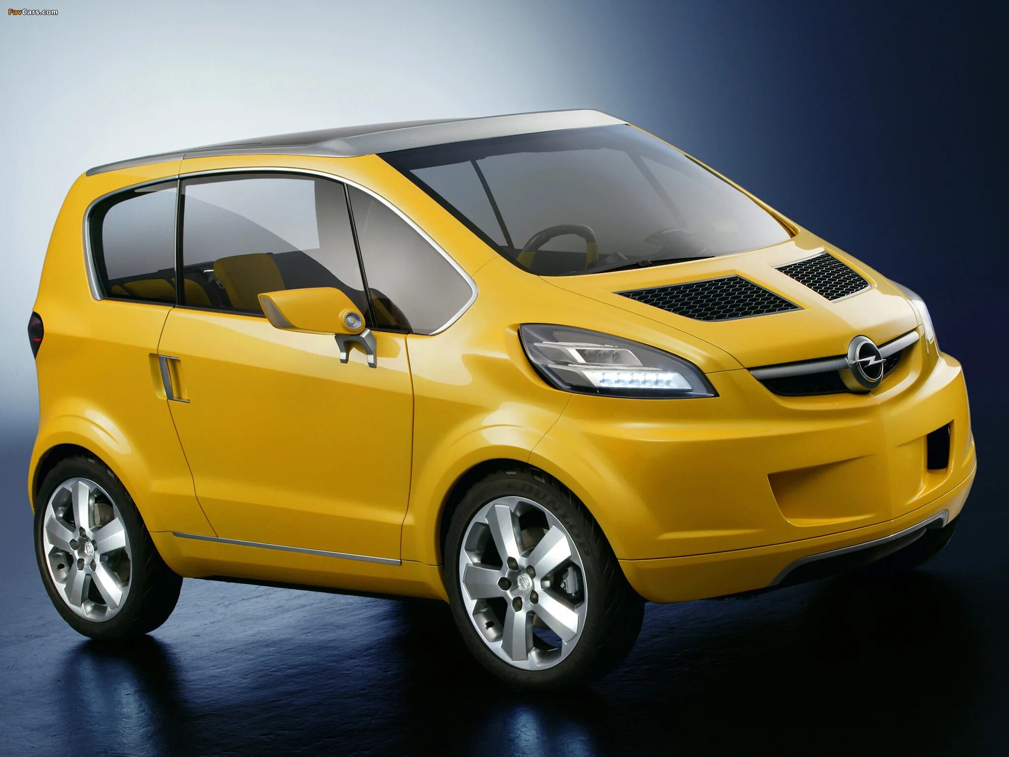 Недорогие китайские автомобили купить. Opel Trixx. Byvin bd132j. Форд малолитражка. Opel Mini.