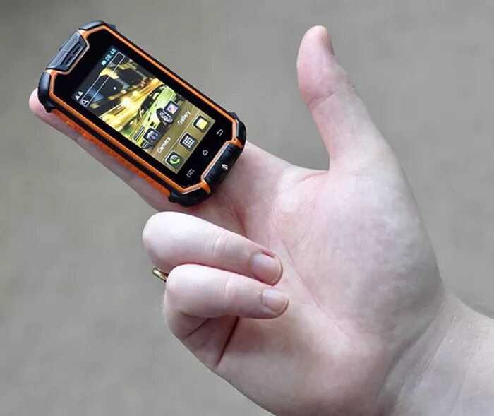 Купить небольшой телефон. Samsung маленький смартфон. Маленький смартфон 2022. Nanex смартфон. Мини смартфон s8s UNICOPY.