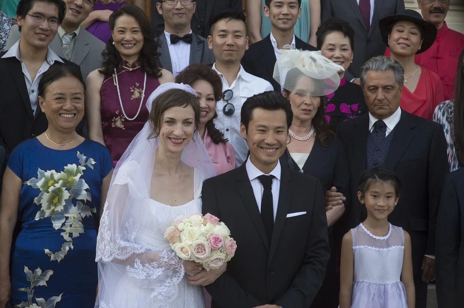 кристиан клавье безумная свадьба. безумная свадьба франция 2014 фильм. французская комедия свадьба 4 дочери. французская комедия свадьба 4 дочери. безумная свадьба фильм 2014.