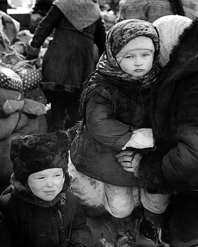 Дети 1944 года. Блокада Ленинграда 1941-1945 дети. Дети войны в блокадном Ленинграде. Дети блокадного Ленинграда 1941 1944.