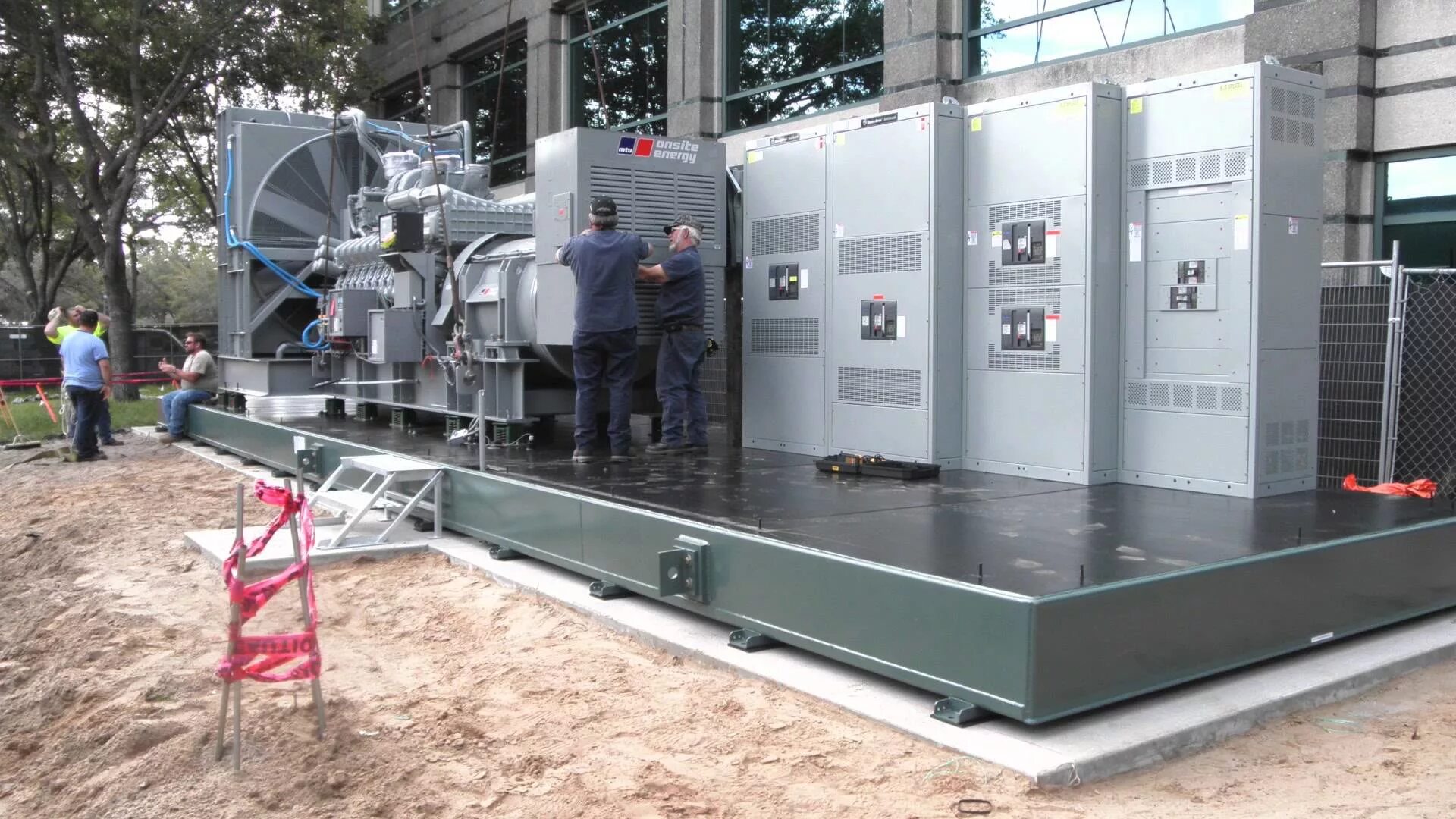 Дизельная электростанция mw06. S 300a мегаватт. Энерготехническое оборудование. Резервная дизельная электростанция метро молодежная. Дэс 2.
