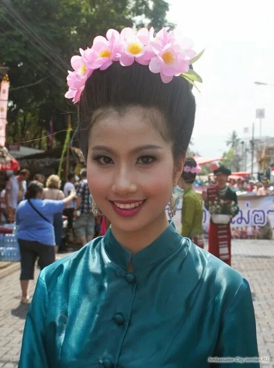 Красивые тайки. Тайка внешность. Таиландские женщины. Красивые Тайцы.