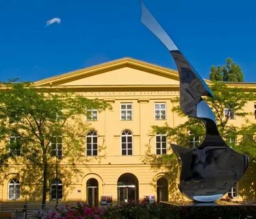 Университет экономики и бизнеса
