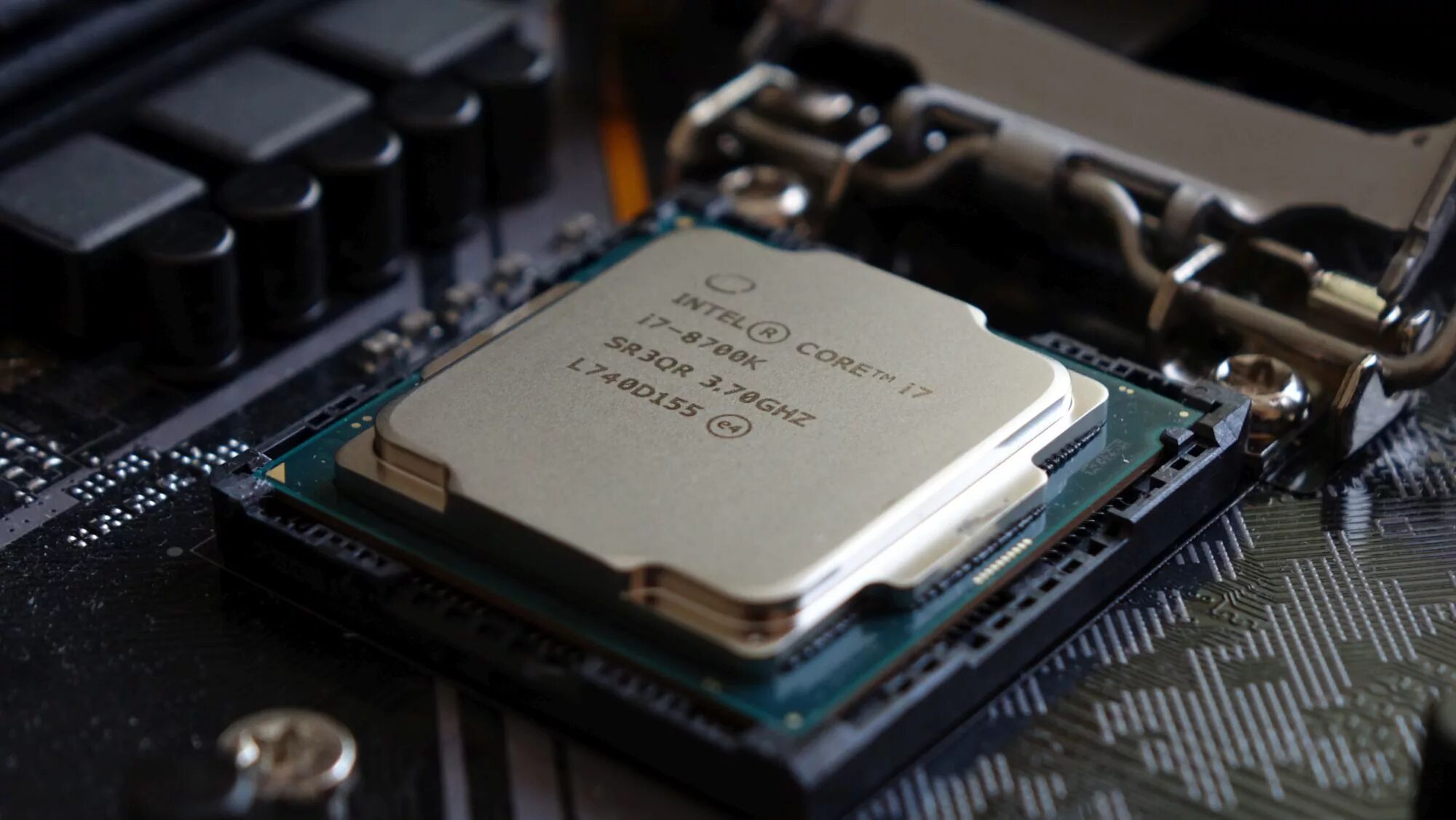 Процессор intel core i7 8700k. I7 8700k. intel core i7-8700. процессор intel i7 8700. проц i7-8700k.