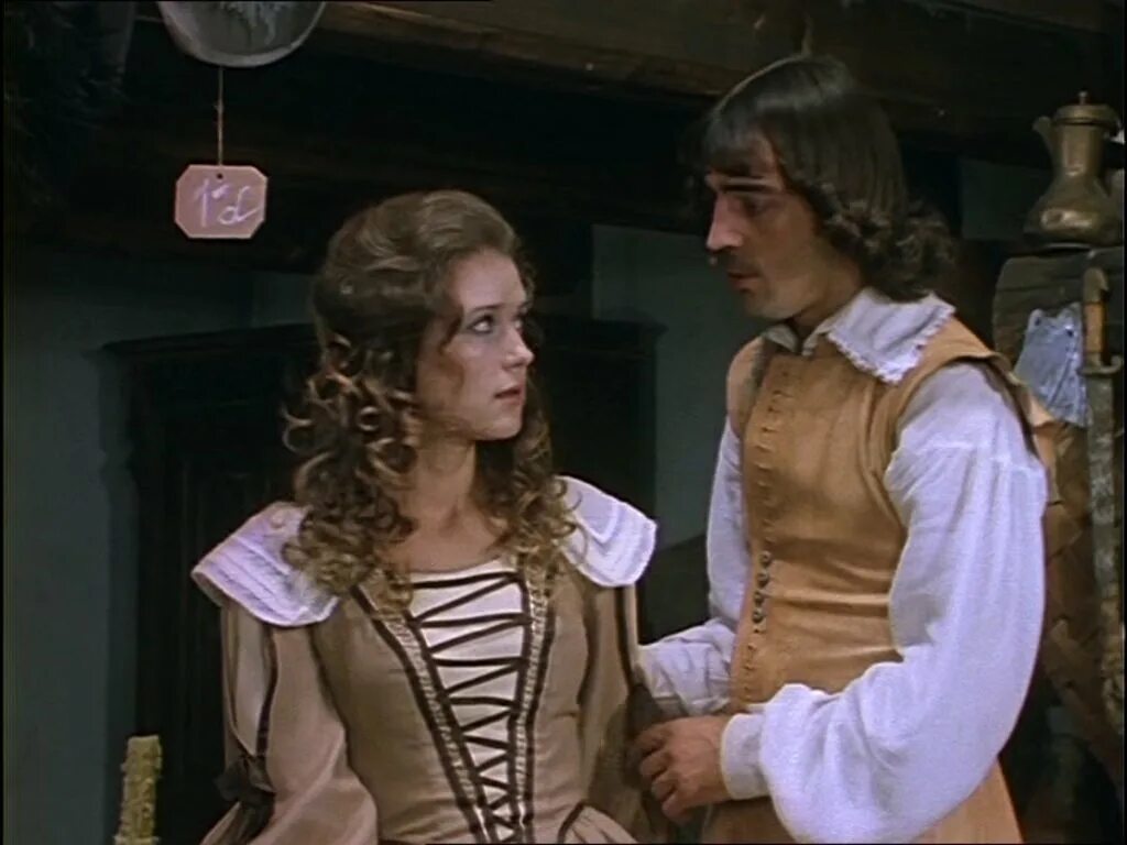 Любовь д артаньяна. Любовь д артаньяна. Вениамин атос. Антон макарский возвращение мушкетеров. Возвращение мушкетеров фильм 2009.