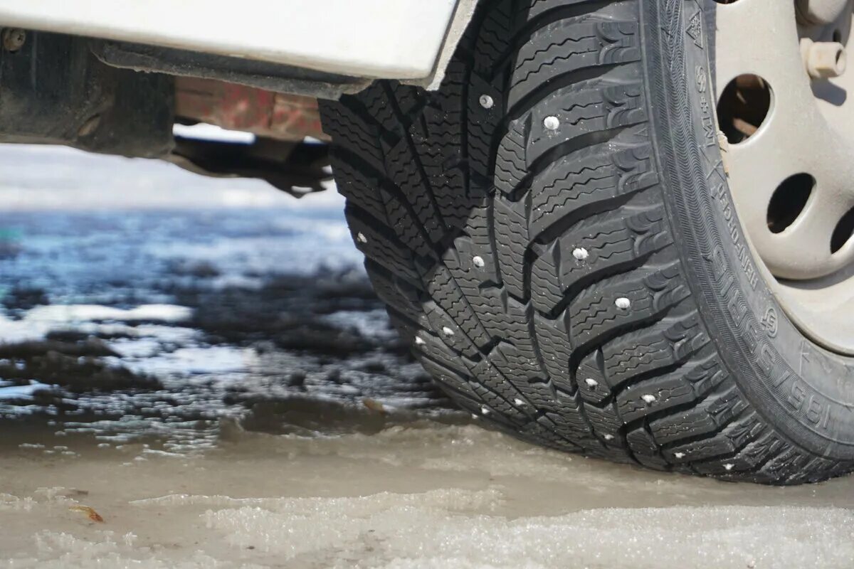 Зимние шины 215 70 r16 шипованная. Maxxis np5 premitra ice nord. maxxis np5. maxxis np5 шины. maxxis premitra ice 5 suv.