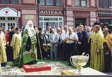 2004 год церковь