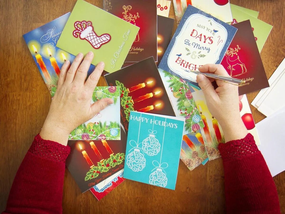 Send card. Greetings карточки. writing christmas card. send cards.