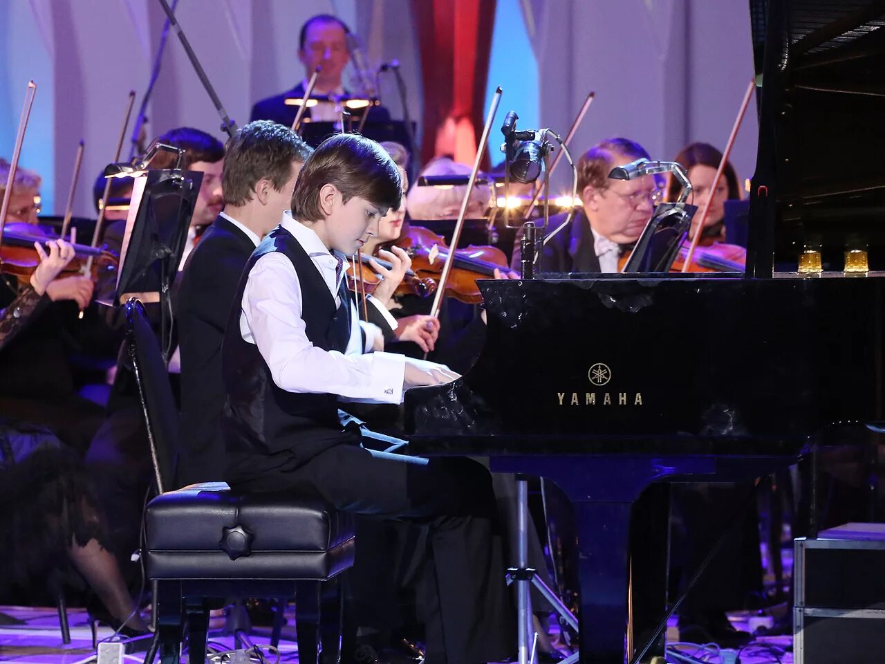музыкальные конкурсы для детей. принять участие в музыкальных конкурсах. поздравляем победителей музыкального конкурса. дипломы музыкальных конкурсов для детей. музыкальный конкурс картинки.