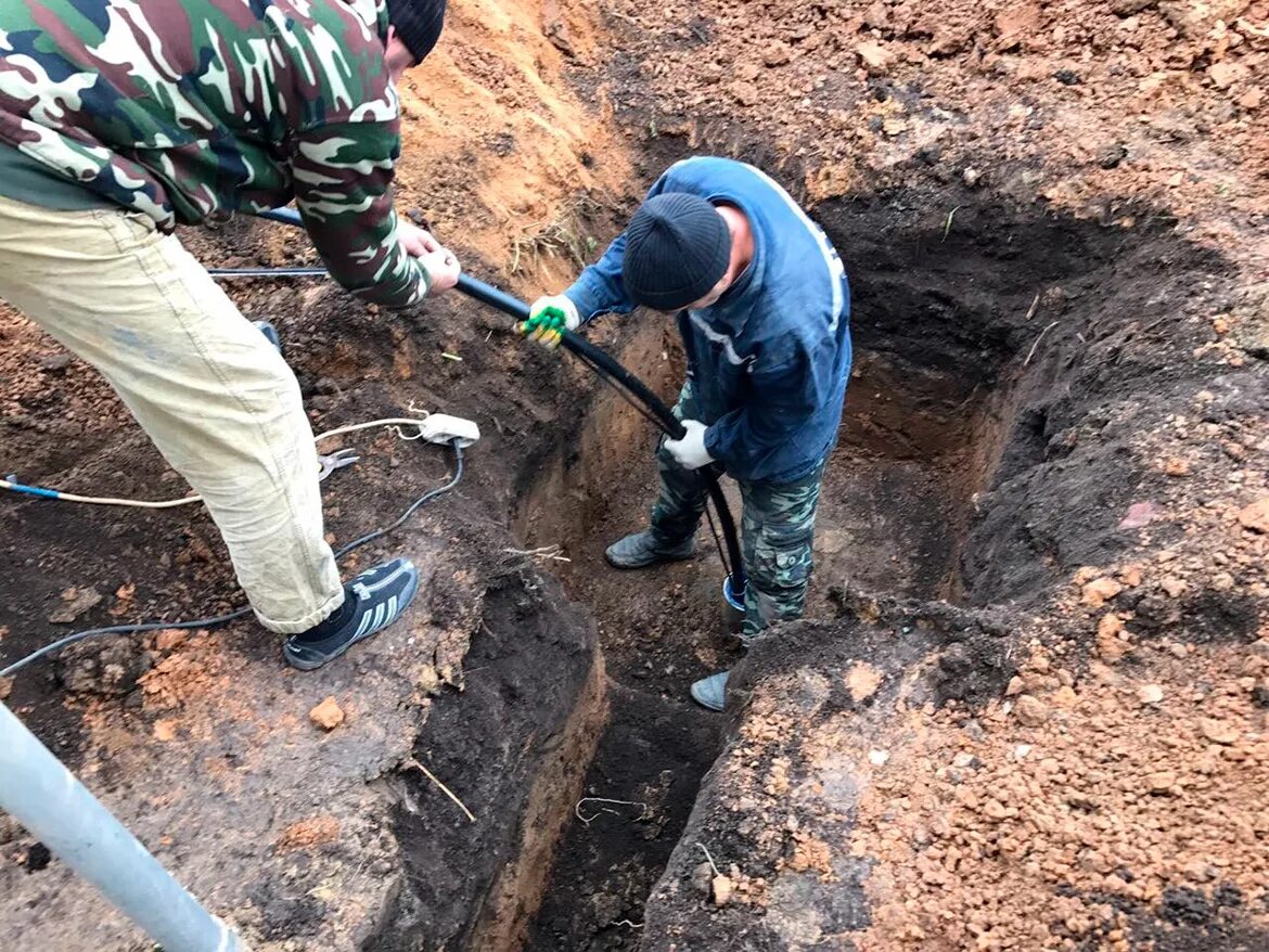 Обслуживание скважин. Видеоинспекция скважины на воду. Обслуживание скважин на воду Минск. Видеоинспекция скважин фото. Скважина краснодарский край