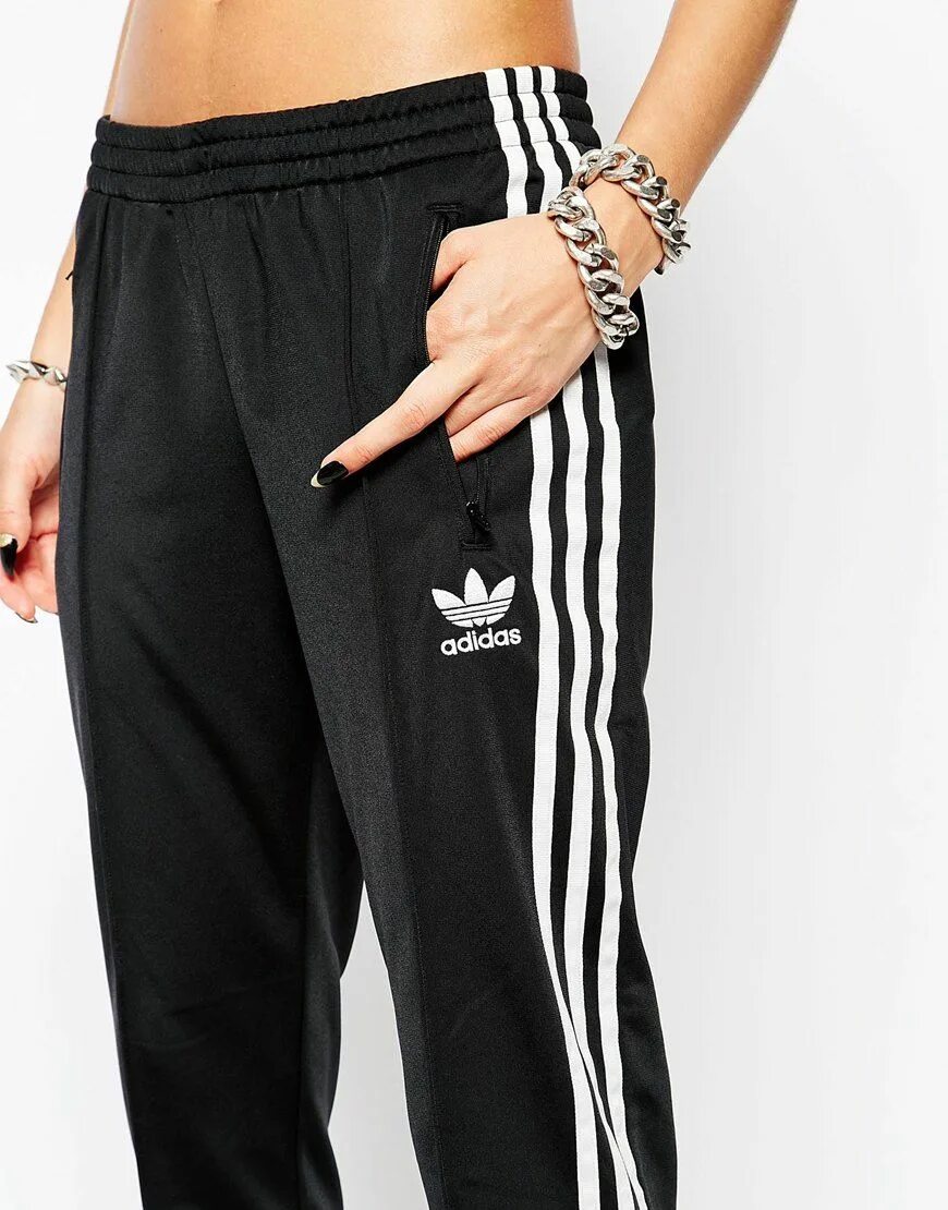 ASOS 3 adidas 3 Stripes Pants. Штаны адидас 121020044. Штаны адидас #114264332. Брюки адидас #114926264. Спортивные штаны бело черные