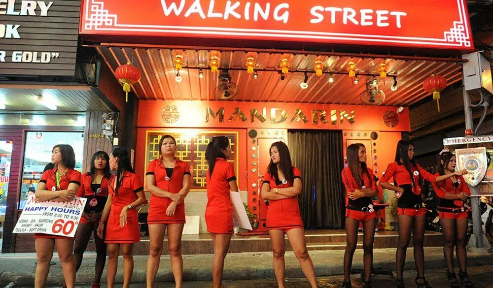 Волкинг стрит. Тайланд улица волкин стрит. Тайланд улица волкин стрит. Улица уокинг-стрит в паттайе. Улица уокинг-стрит в паттайе.