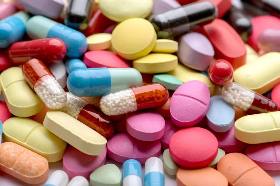 Лекарство это. Лекарства. Антибиотики. Медицина таблетки. Импортные лекарства.