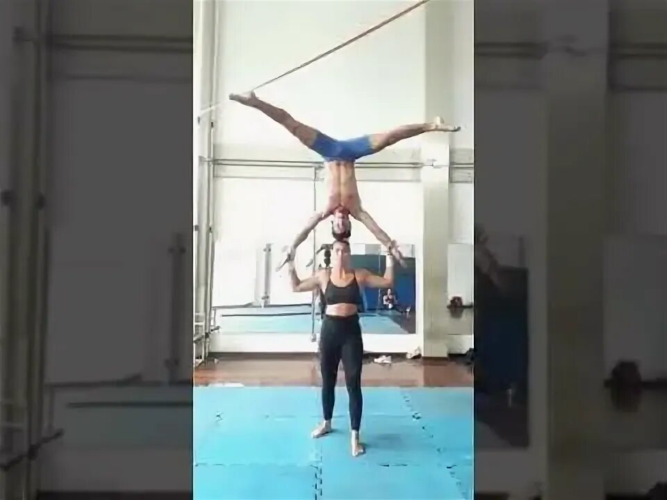 Acro Duo Lift carry. Acro Duo Circus Lift carry. Лифт энд Керри балет. Лифт энд Керри акробатика. Лифт и керри