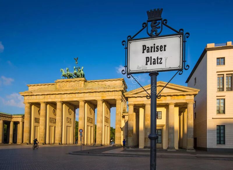 2,311 Platz Pariser стоковые фото - бесплатные и стоковые фото RF от Dreamstime 