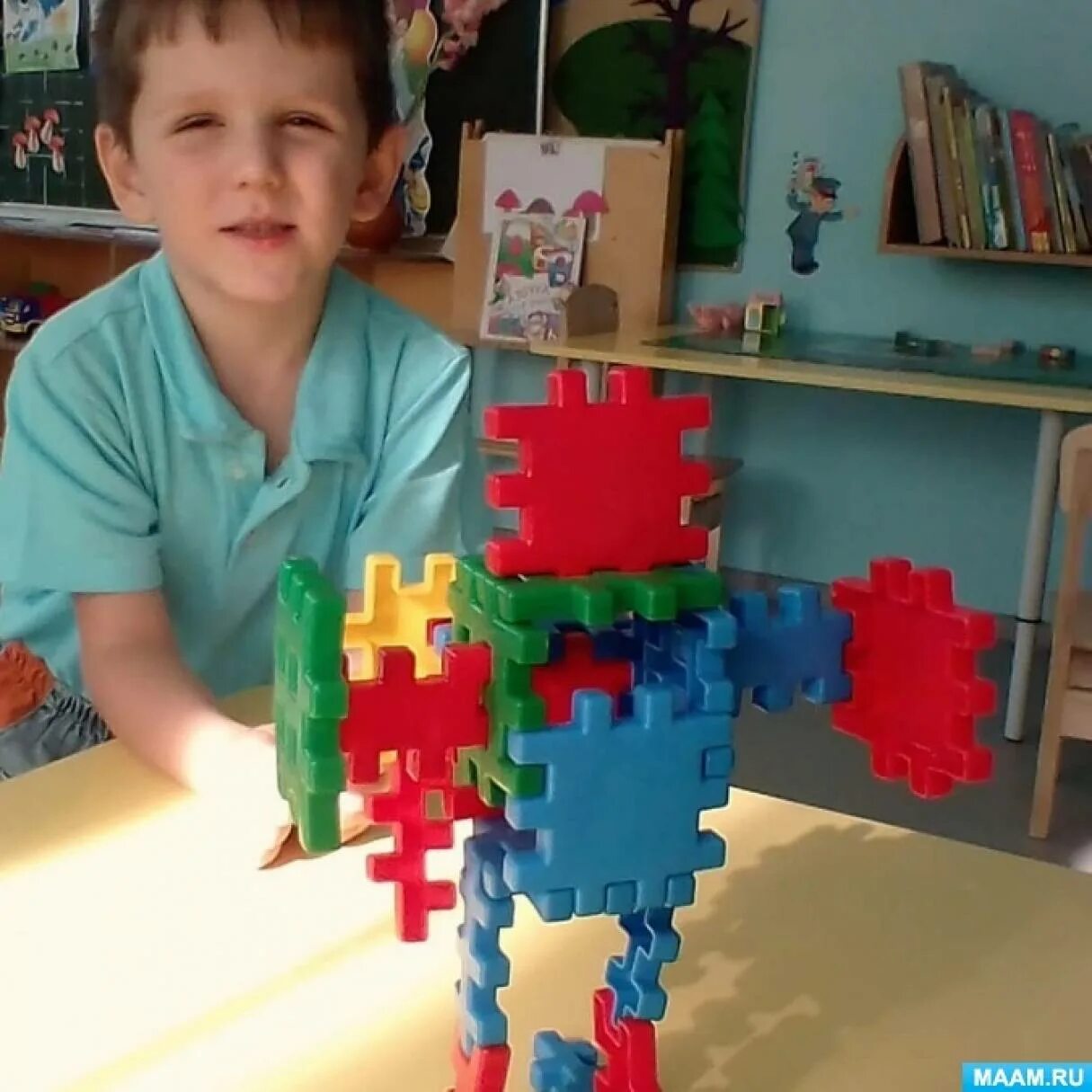 Конструирование робота из бумаги. Конструирование роботы подготовительная группа. Робот поделка для детей. Конструирование роботов. Геометрические фигуры для рисования.