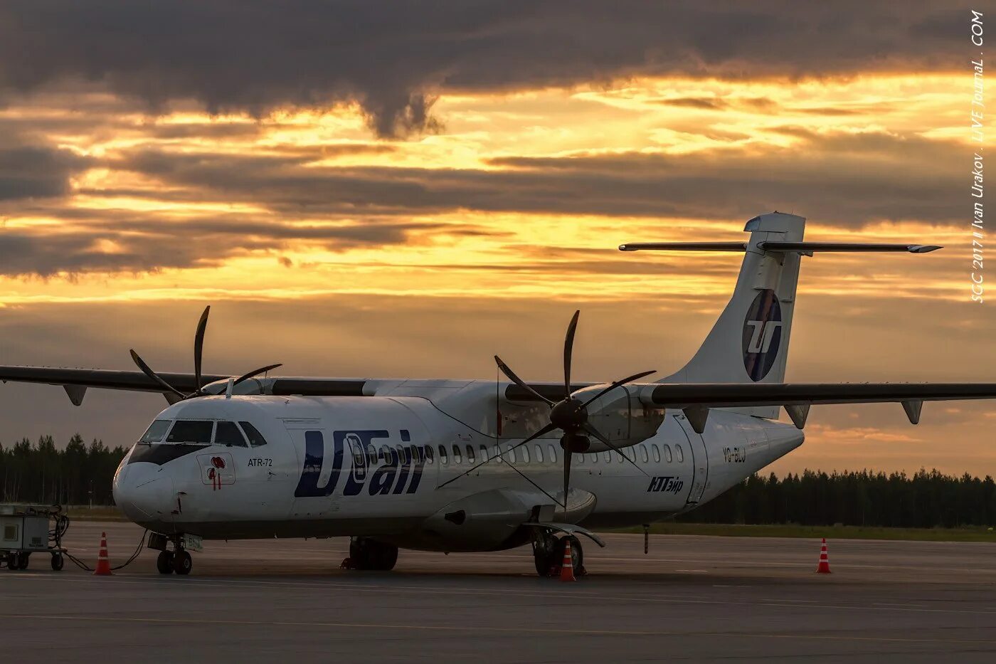 Atr 72 utair. Atr atr 72 самолет. atr 72-500 самолет. атр 72-500. atr 72-500 самолет производитель.