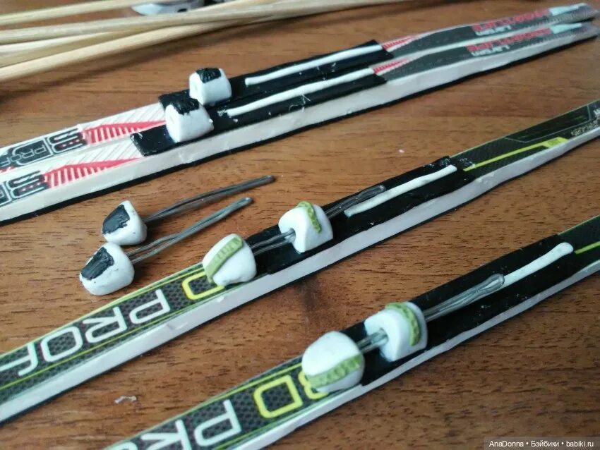 Лыжи из фанеры для охоты. Лыжи из дерева. Горные лыжи кант. 2 материала из которых можно сделать лыжи. Строение сноуборда.