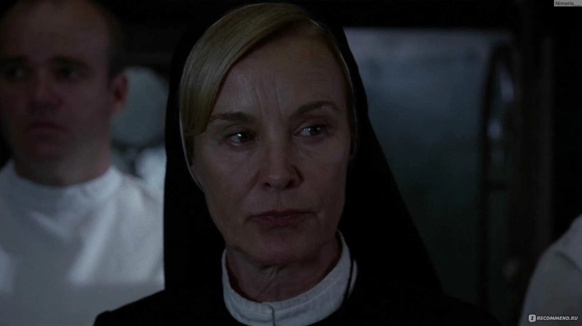 Аиу 12 дата выхода серий. Аиу 2 сезон психбольница. american horror story психбольница. герои аиу 2 сезон.