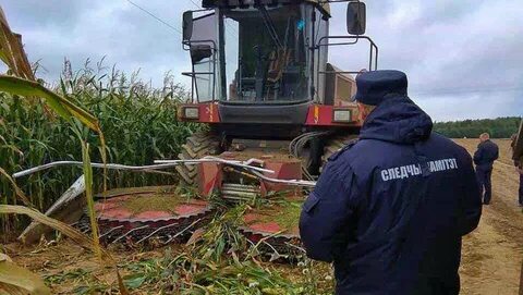 Сколько комбайн убирает за час
