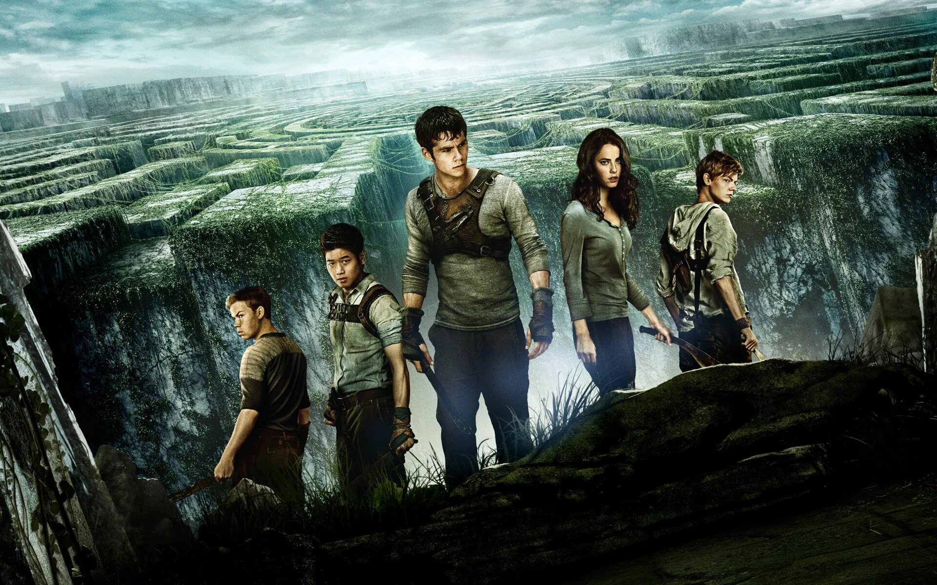 Бегущий в лабиринте 2014. The Maze Runner (2014) Постер. Бегущие по краю отзывы