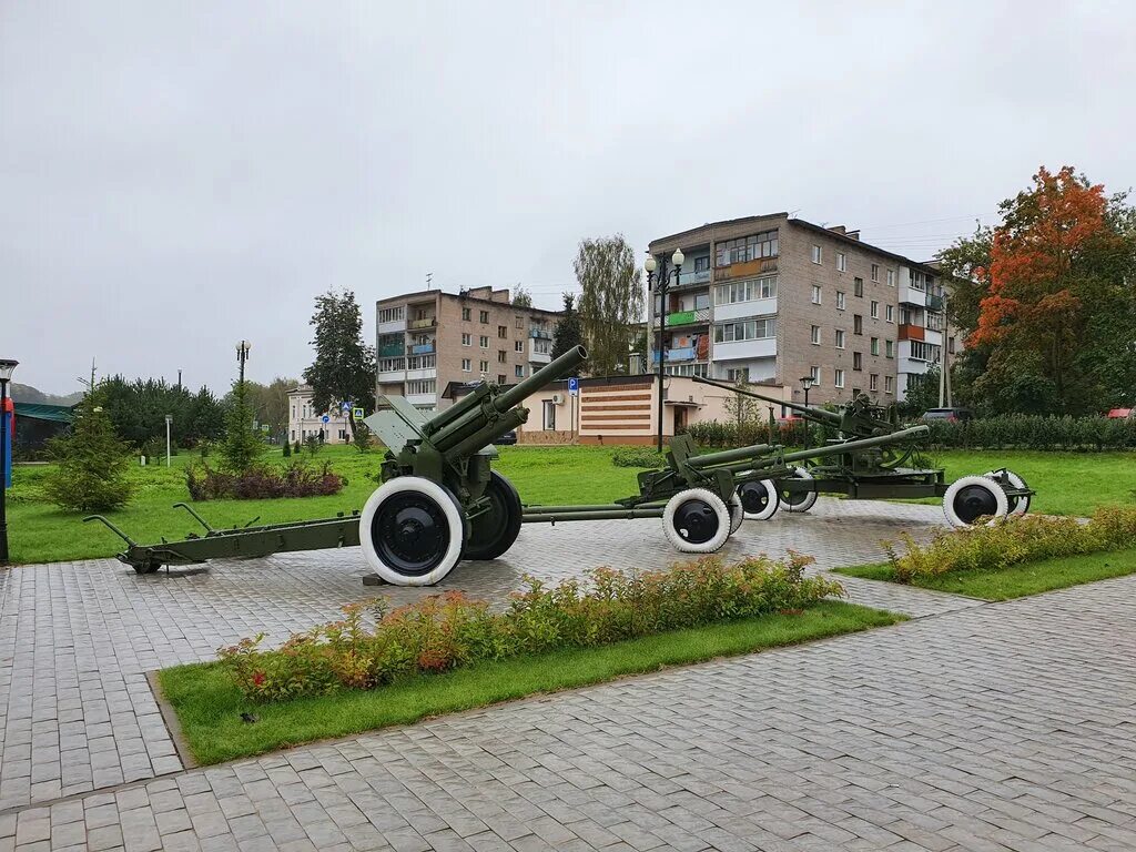Оао 55 арсенал ржев. Памятники военной техники. Ржев музей ржевской битвы. Ржевский краеведческий музей ржев. Республиканская улица ржев.