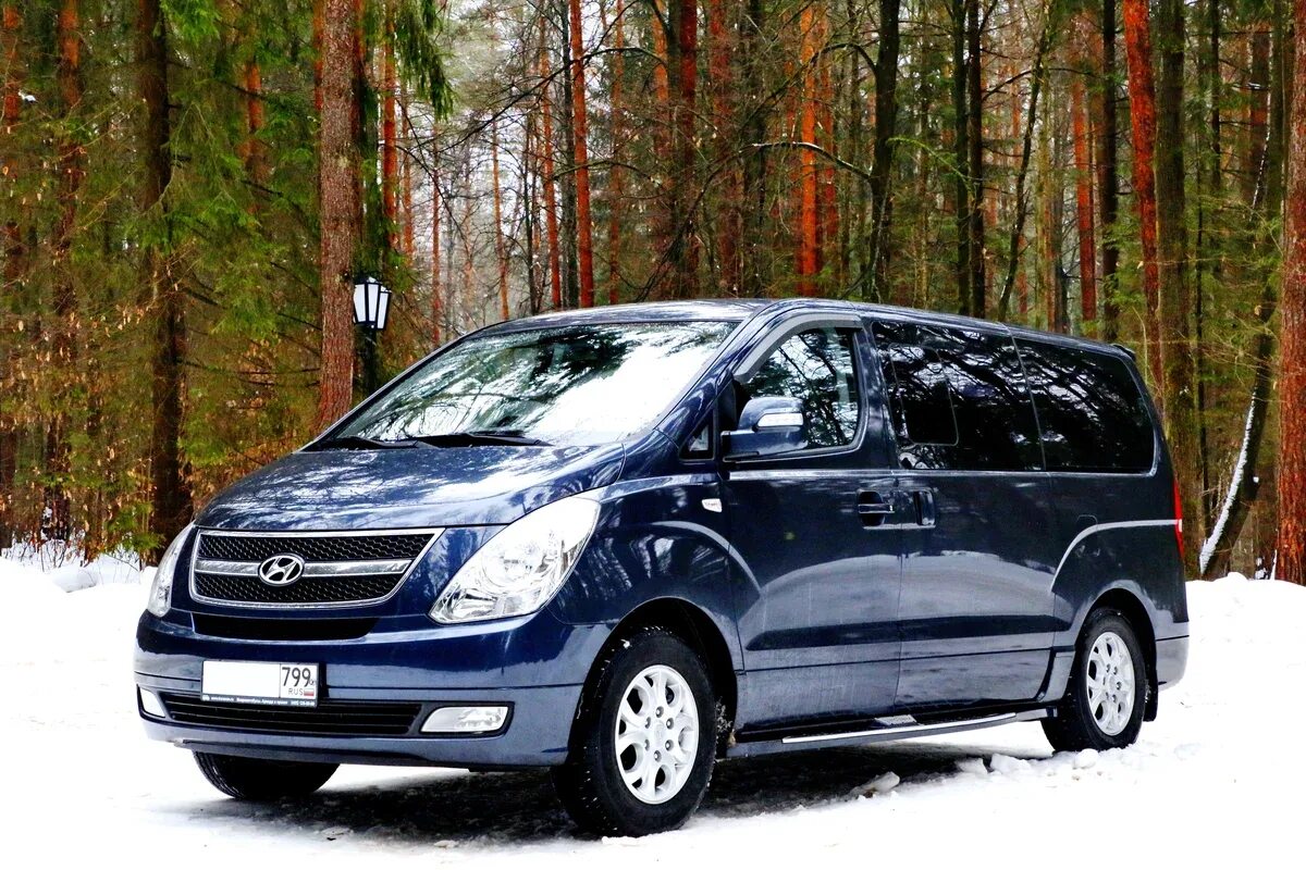 Куплю хундай гранд старекс. Hyundai Grand Starex. Hyundai Grand Starex i. Минивэн Хендай Гранд Старекс. Хендай Гранд Старекс 2015.