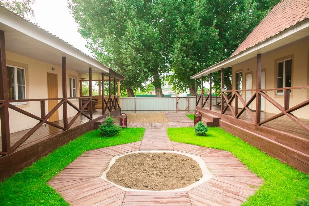 Рыболовная база в астрахани успех. Успех астраханская область. Рыболовно охотничья база успех астраханская область. Успех база отдыха астрахань официальный сайт. Успех астраханская область.