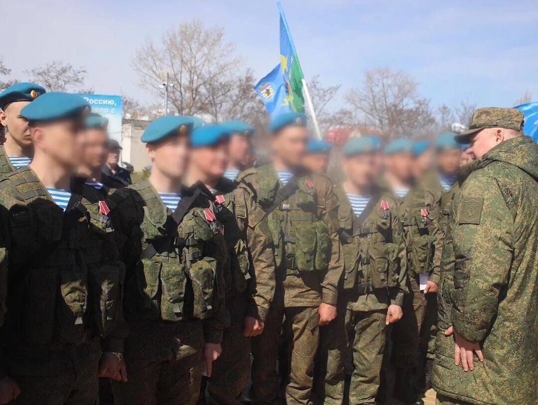 Гостомельский десант вдв. Герои гостомельского десанта. Гостомельский аэродром десант. Гостомельский аэродром десант. Спецназ вдв гостомель.
