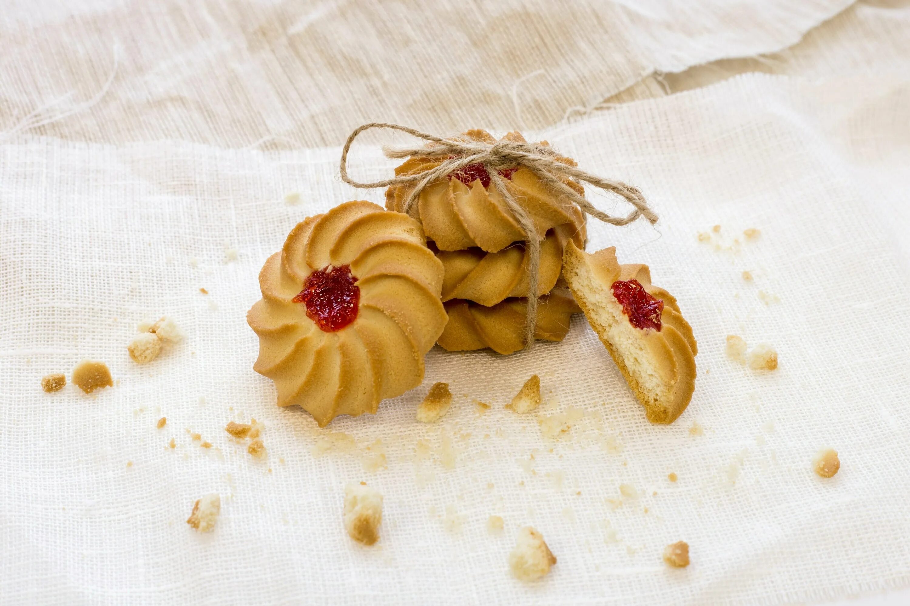 курабье татарское печенье. курабье турецкое. весовое печенье фигурные. печенье сдобное песочное. бывает овсяное крекер курабье.