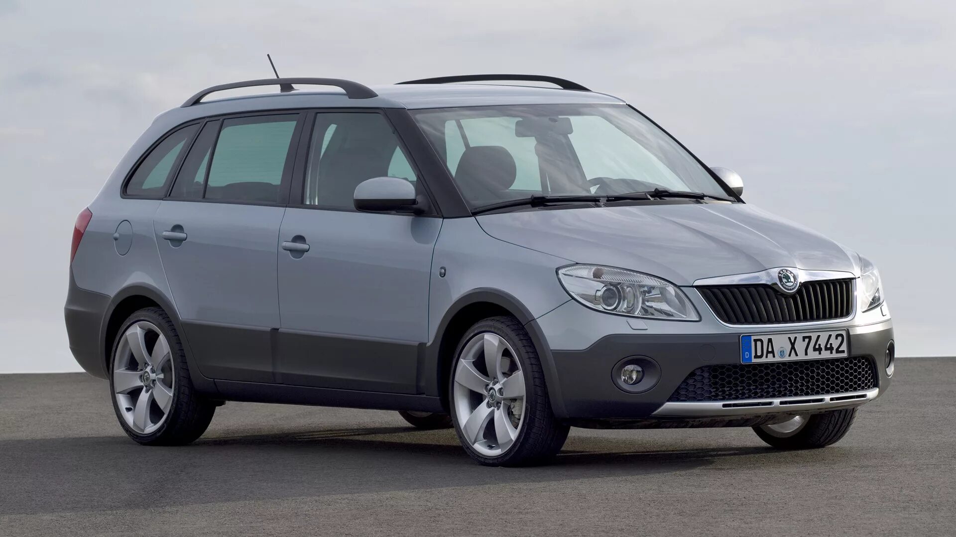 Шкода фабия скаут. Fabia scout. Skoda fabia 2 универсал. Фабиа кросс 2012. Шкода фабия scout 2.