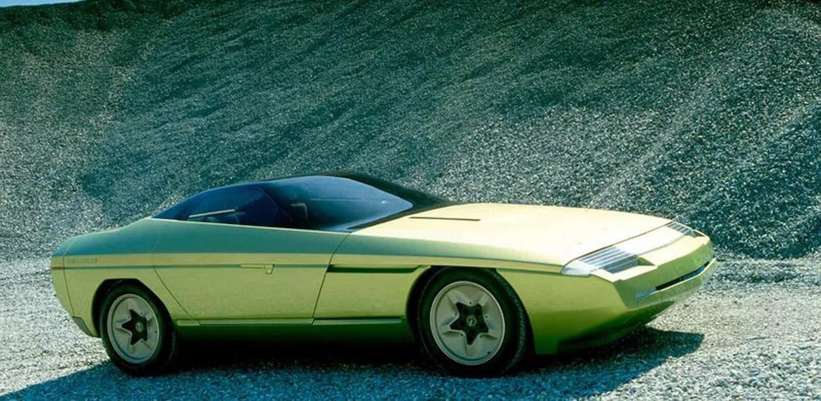 Bertone Blitz, 1992. Chevrolet Corvette ramarro. Chevrolet Concept 1984. Chevrolet Bertone. Шеви бертоне