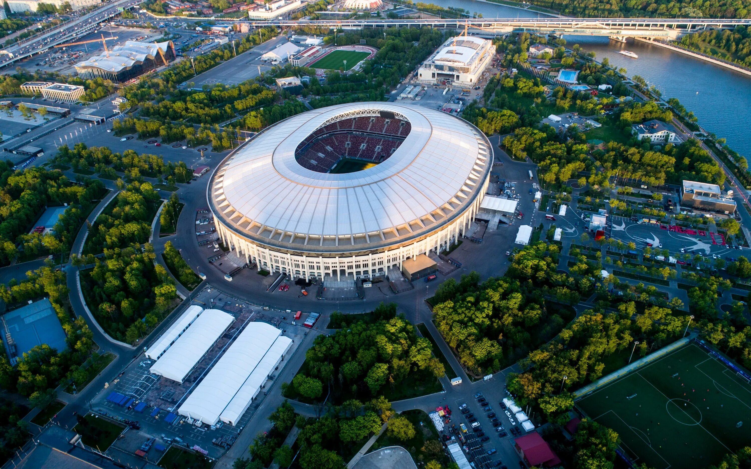 Олимпийский комплекс Лужники Москва. Спортивный комплекс Лужники в Москве. Олимпийский комплекс Лужники стадион. Площади олимпийского комплекса «Лужники». Московское качество 2023