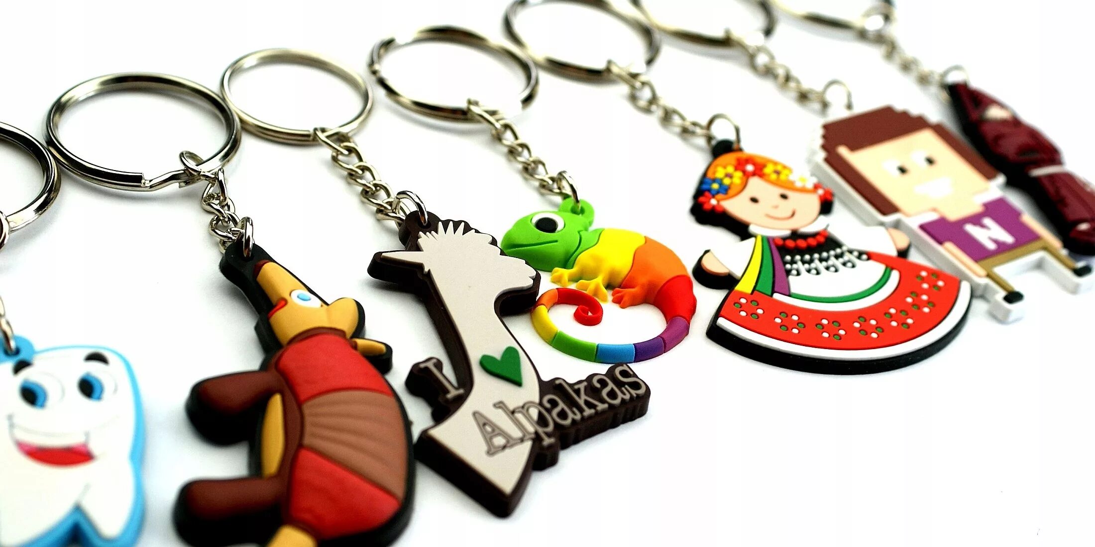 Брелочек. Красивые брелки для девочек. Красивый брелок. Брелки из фетра. Брелок акриловый круглый.