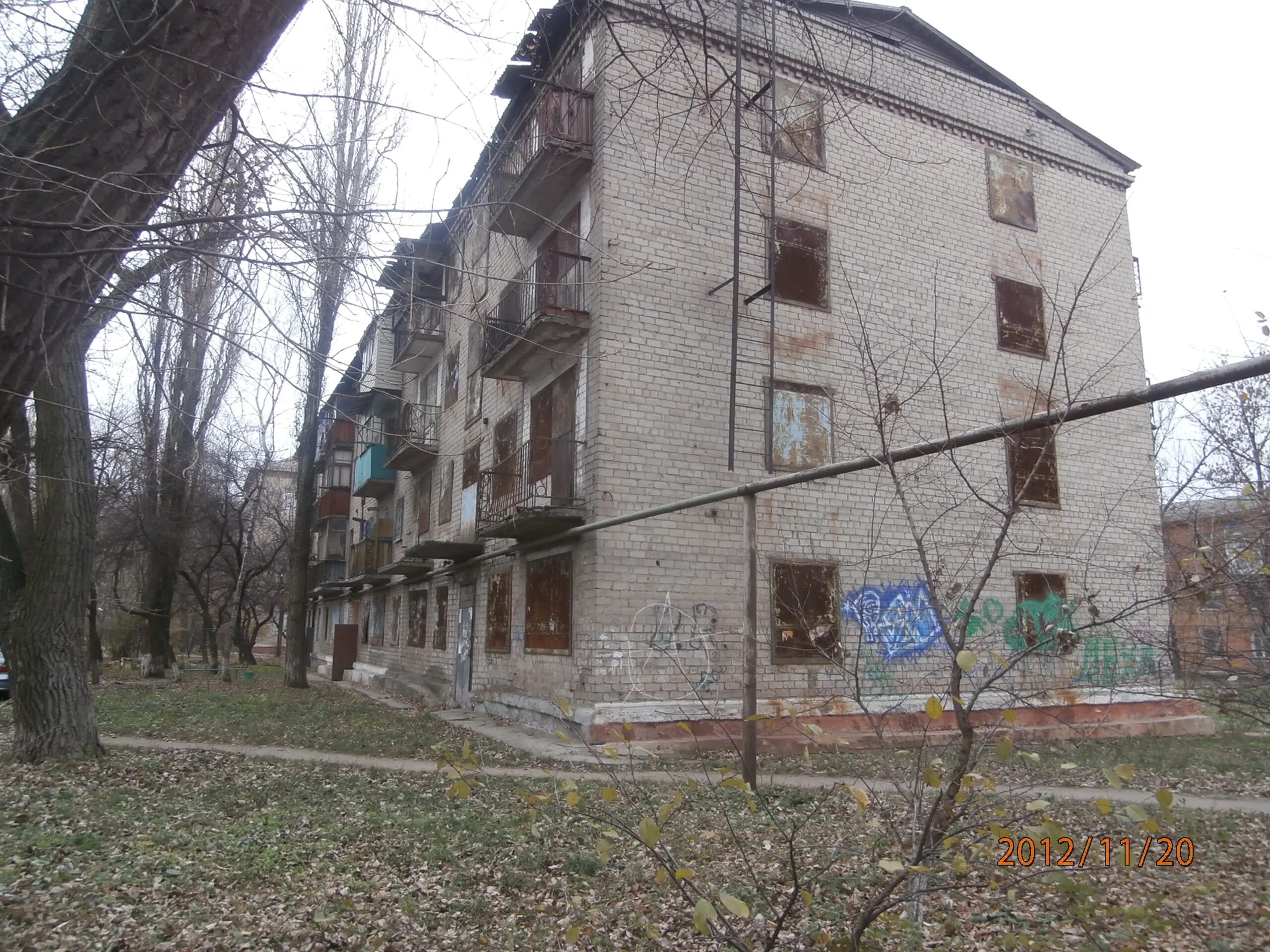 Горловка, ул. Горького. Горловка улица Свердлова. Горловка, ул. Горького, 45 общежитие. Горловка ул Политехническая д 13. Ул горького 46