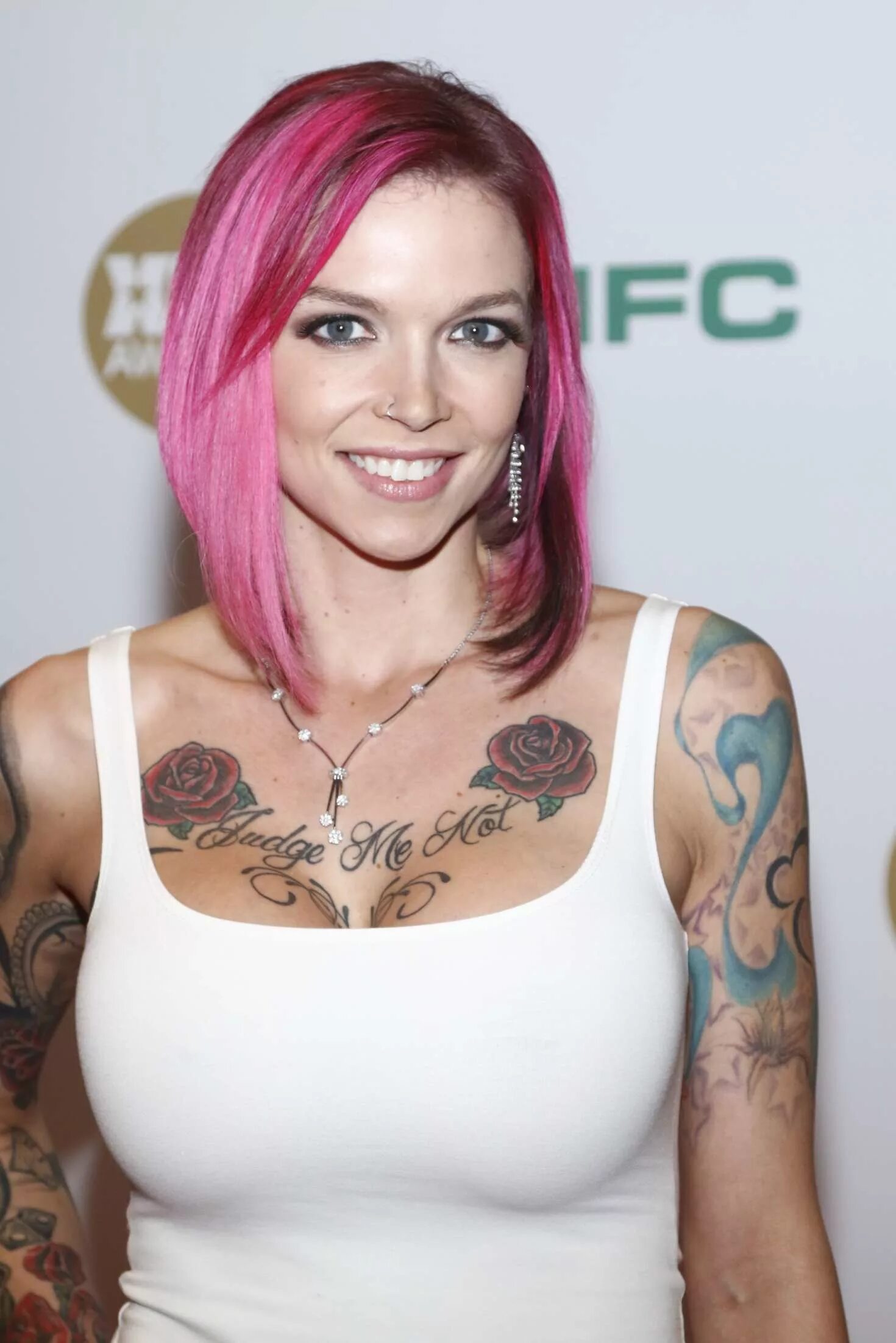 Anna Bell. Anna wells. Ana bell