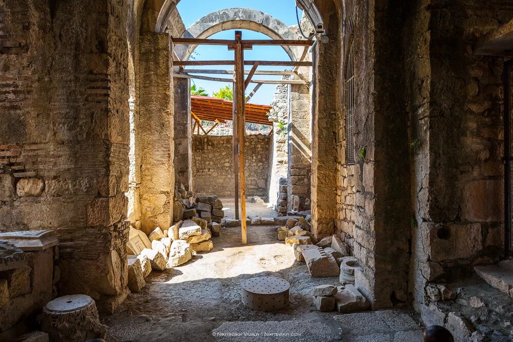 церковь святого николая (демре). демре храм николая чудотворца. демре николай чудотворец. храм николая угодника в турции. демре церковь николая чудотворца.