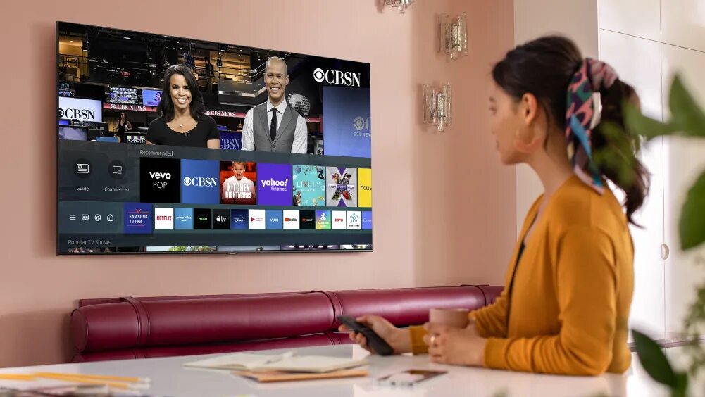 Tcl телевизор голосовой помощник. Телевизор самсунг смарт. Tizen Samsung Smart TV. Samsung телевизоры qn91. Флешка смарт ТВ для телевизора.